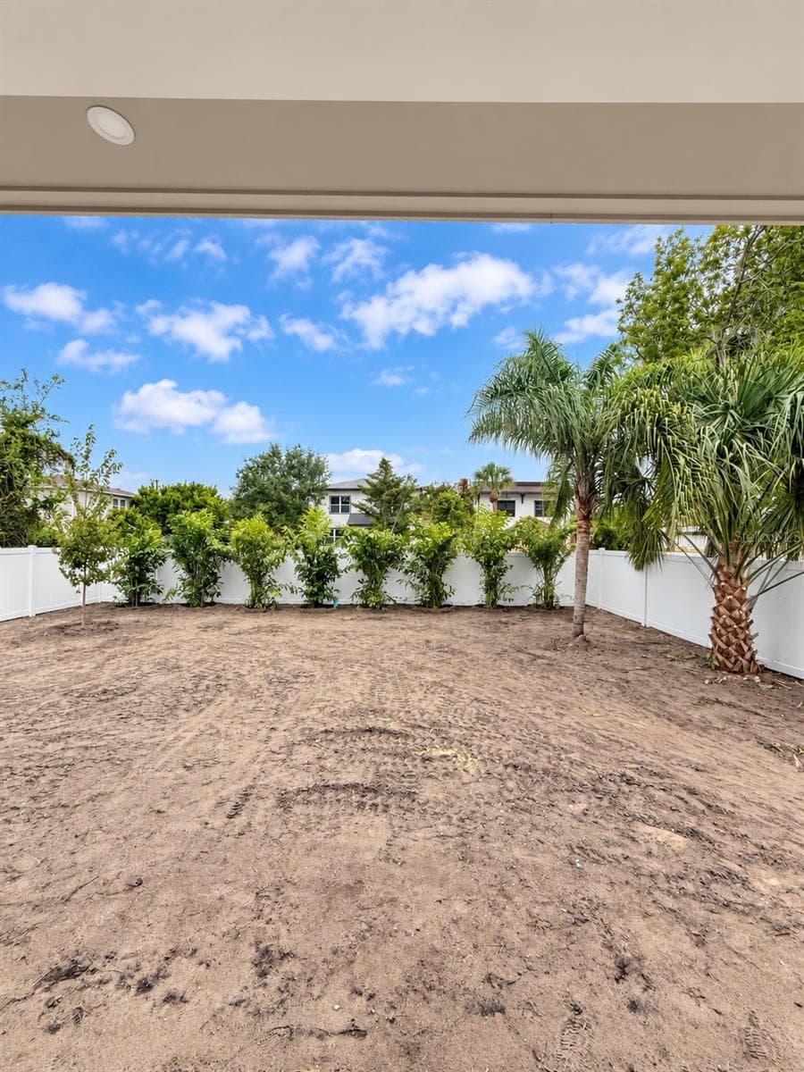 Single Family Residence at 205 N WOODLYNNE AVE, TAMPA, photo 26 of 26