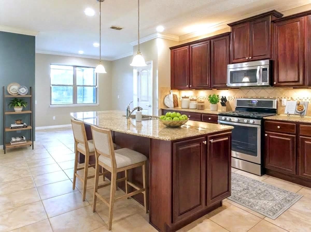 Single Family Residence at 123 MAGELLAN CT, DAVENPORT, photo 9 of 127