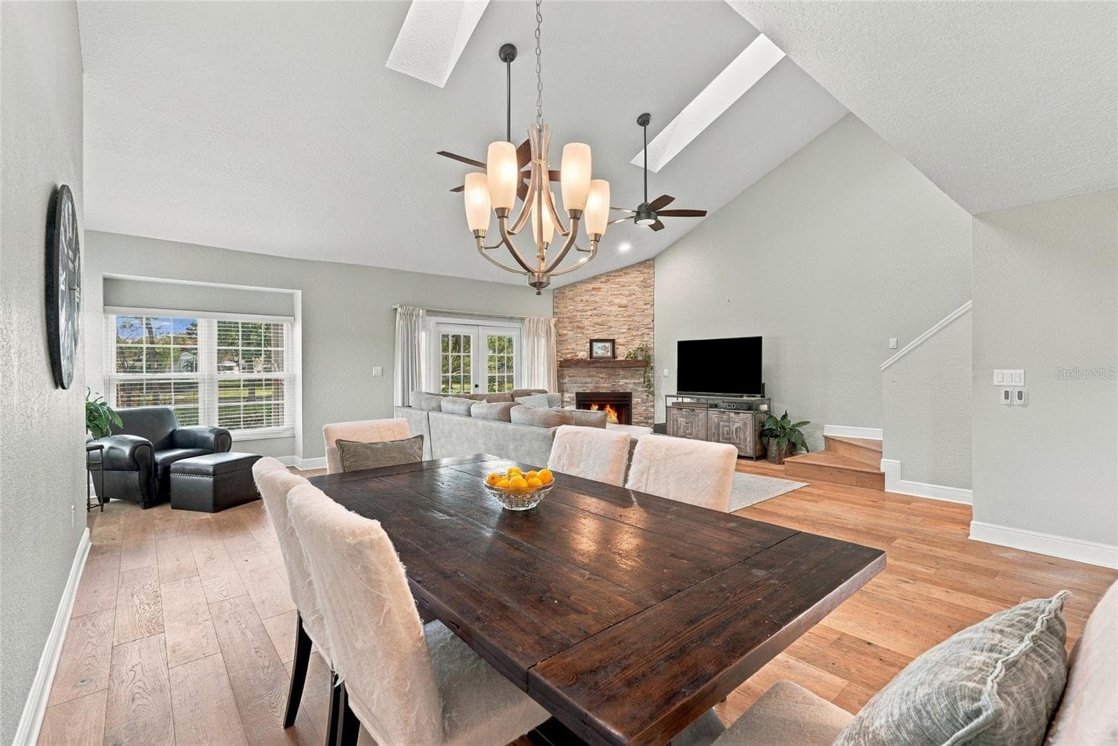 Townhouse at 629 SEGOVIA CT NE #405, ST PETERSBURG, photo 15 of 37
