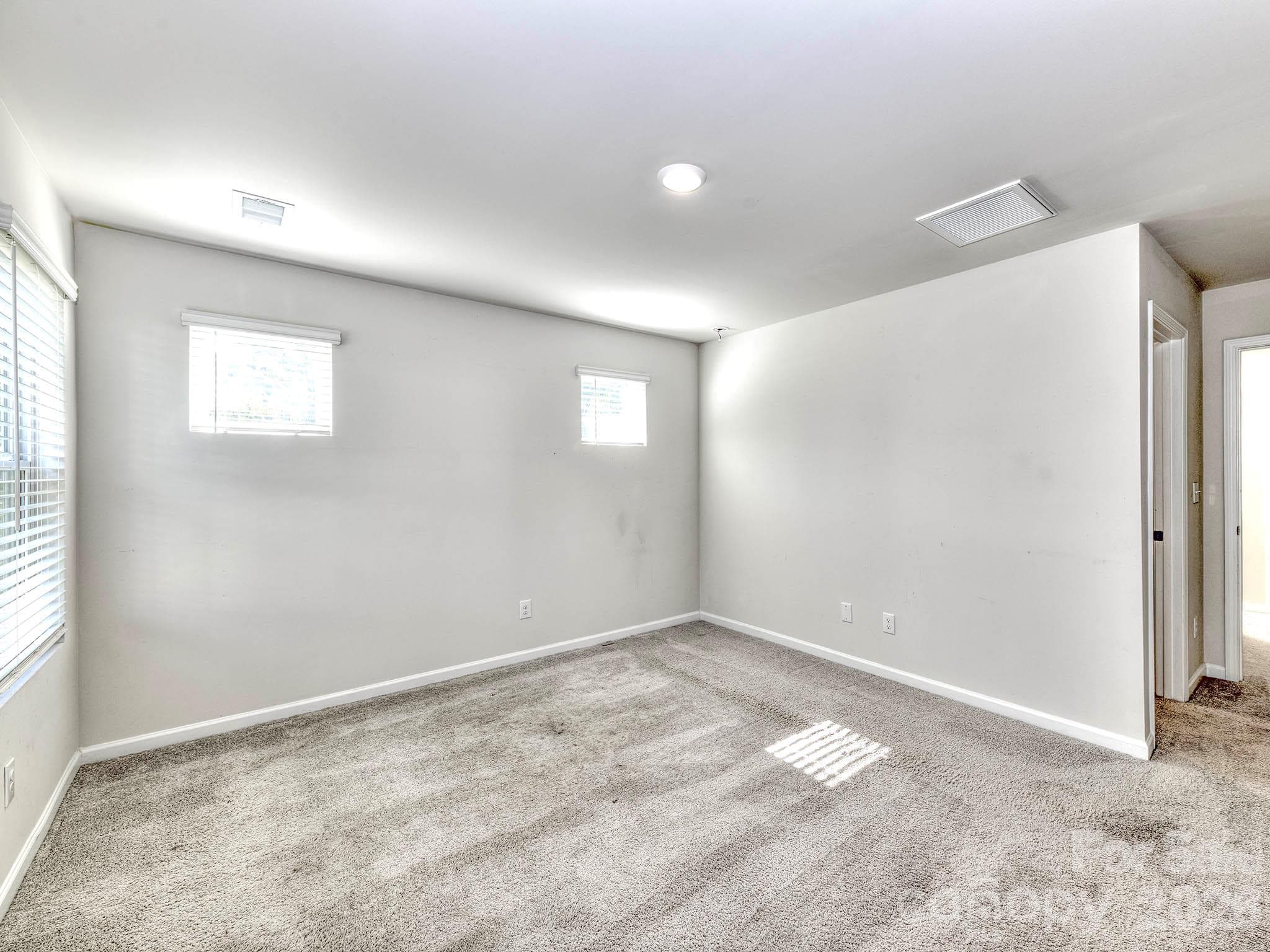 Townhouse at 840 Gerard Bay Drive, Fort Mill, photo 17 of 33