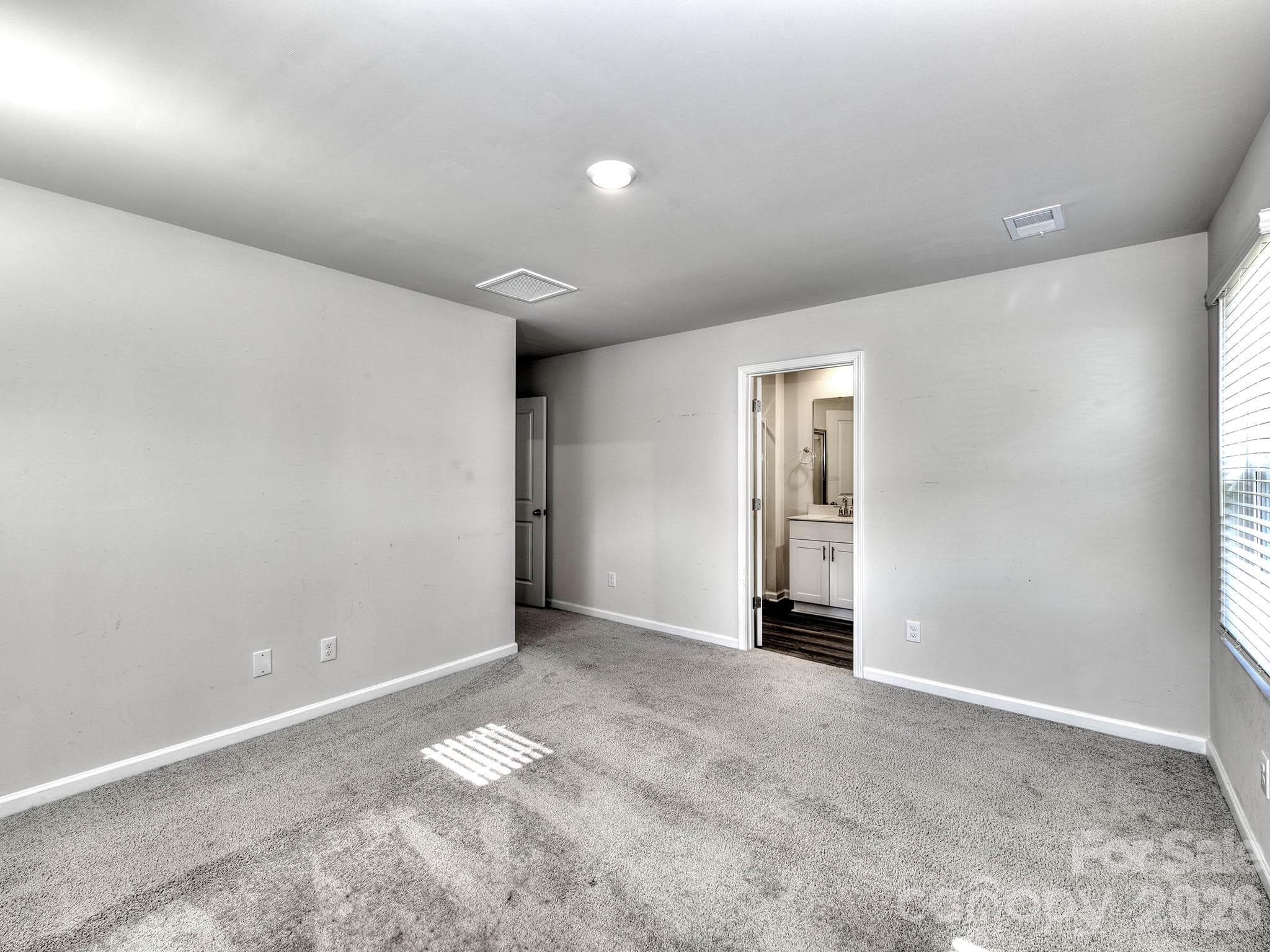Townhouse at 840 Gerard Bay Drive, Fort Mill, photo 18 of 33