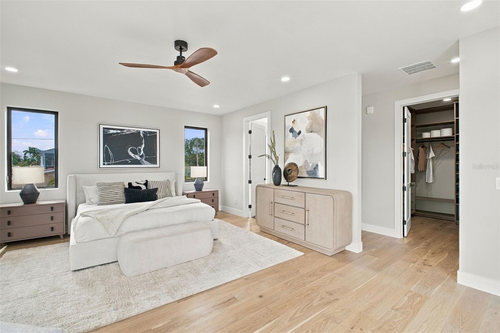 Single Family Residence at 7176 S SHORE DR S, SOUTH PASADENA, photo 27 of 97