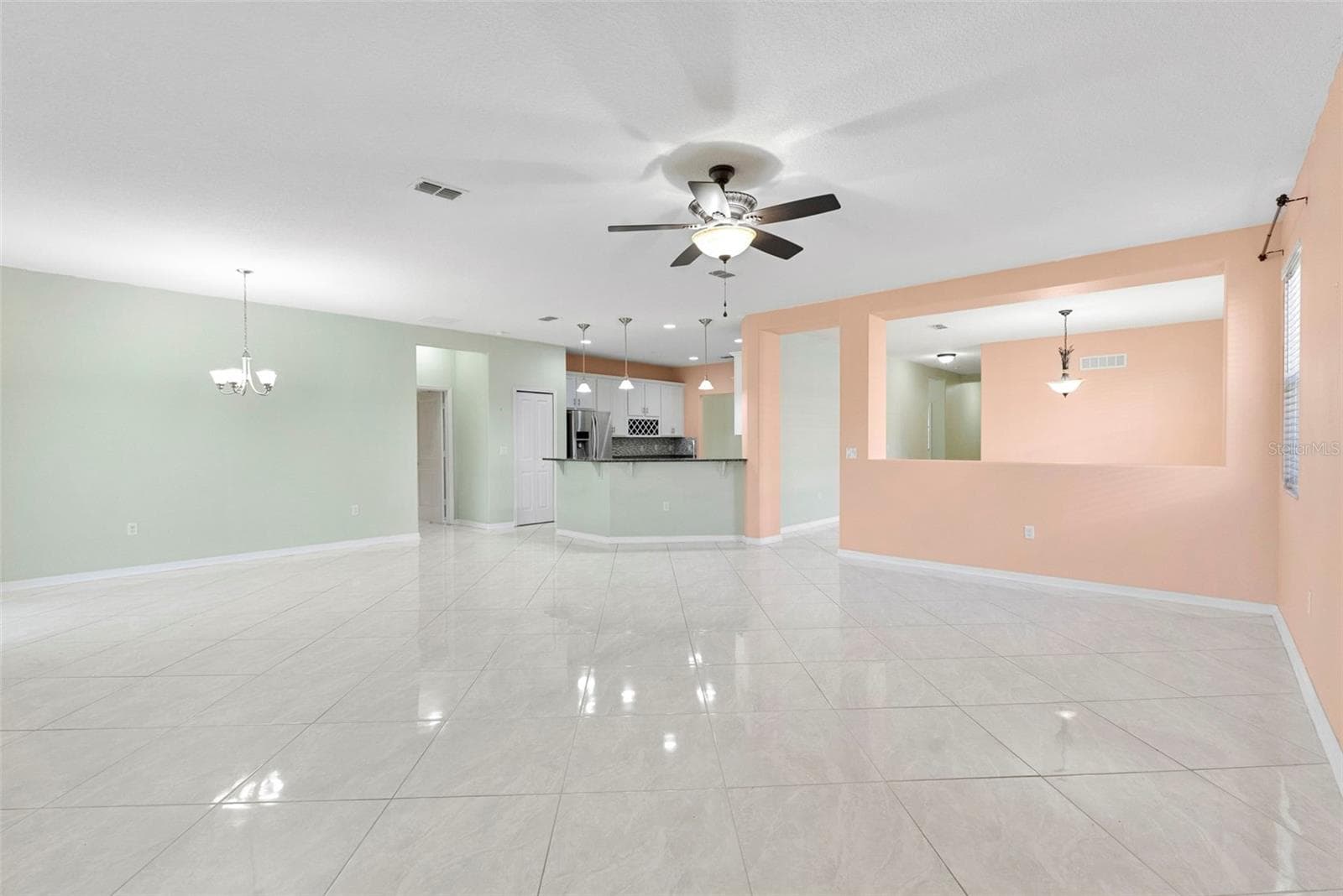 Single Family Residence at 11114 HARTFORD FERN DR, RIVERVIEW, photo 15 of 37
