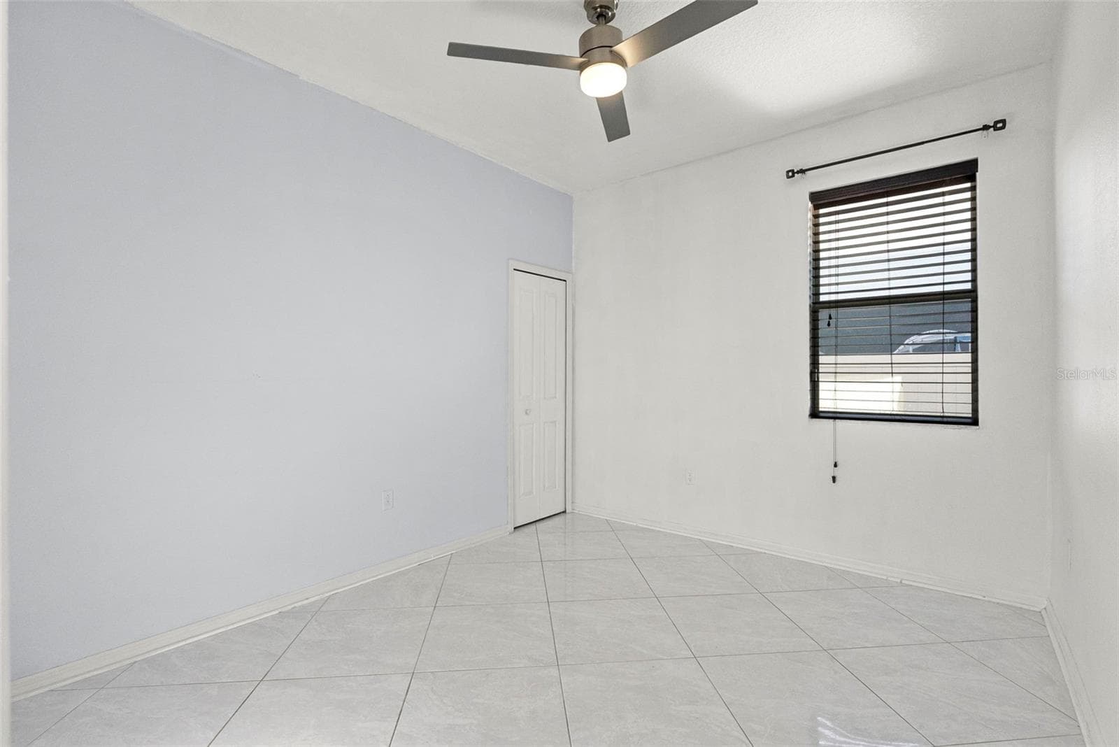 Single Family Residence at 11114 HARTFORD FERN DR, RIVERVIEW, photo 28 of 37