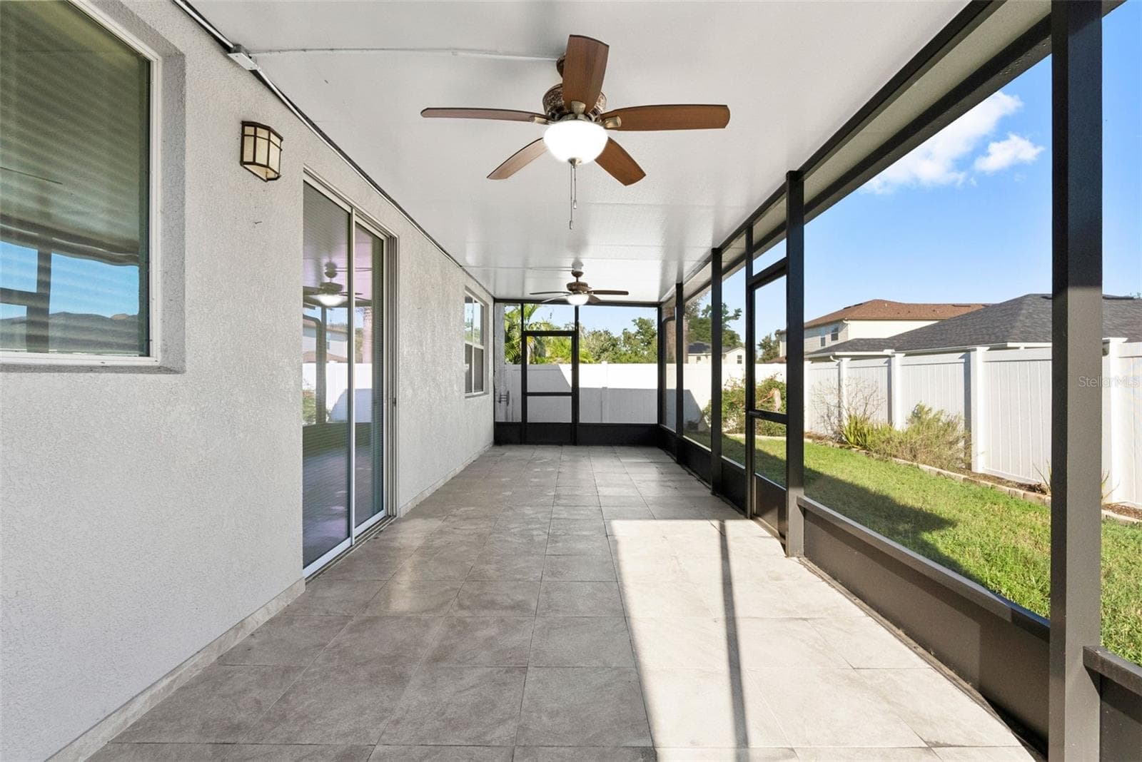 Single Family Residence at 11114 HARTFORD FERN DR, RIVERVIEW, photo 35 of 37