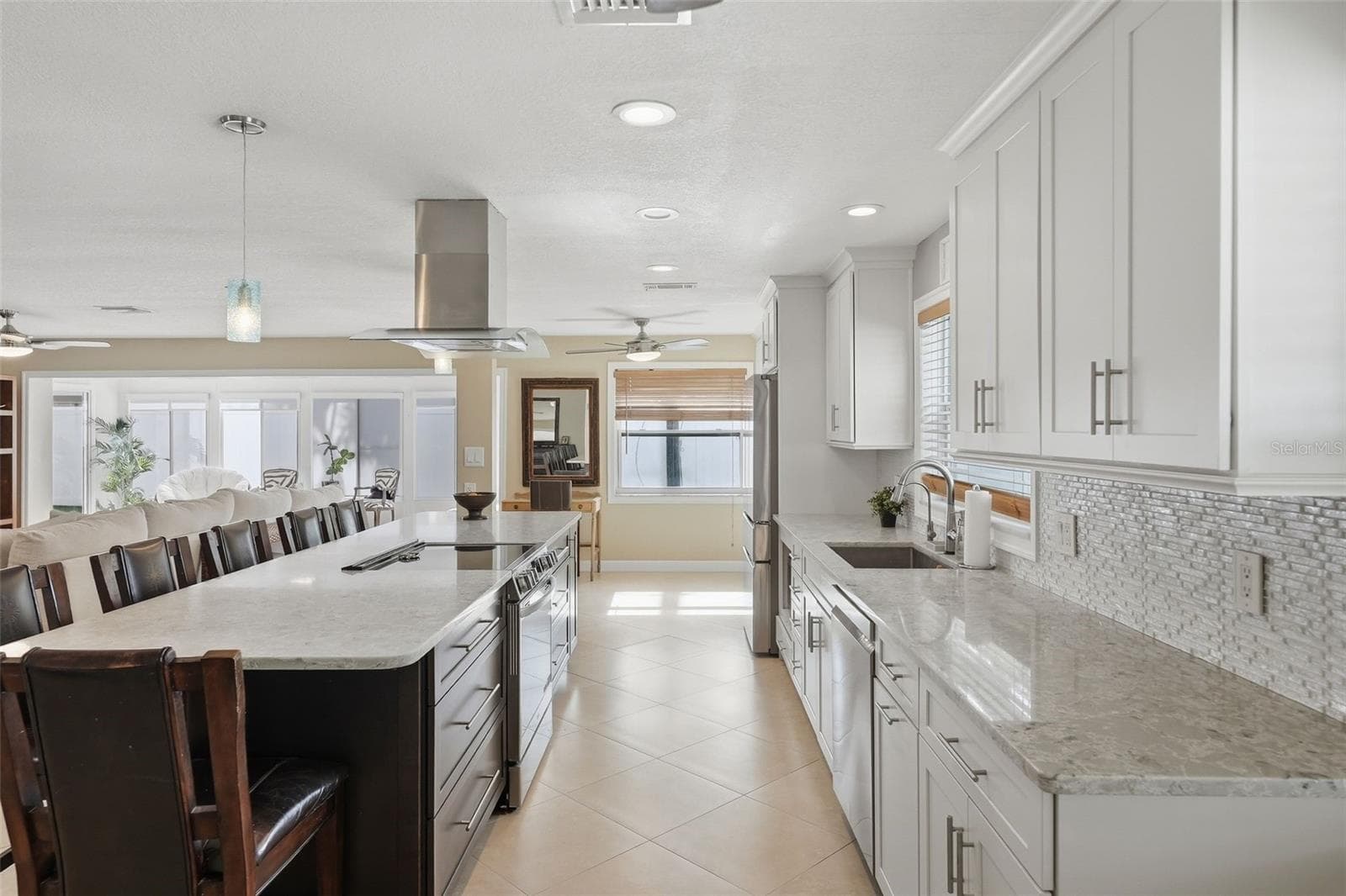 Single Family Residence at 5860 BAYSHORE DR, SEMINOLE, photo 9 of 26