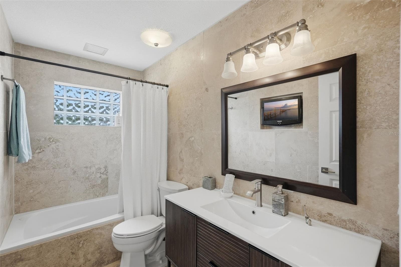 Single Family Residence at 5860 BAYSHORE DR, SEMINOLE, photo 22 of 26