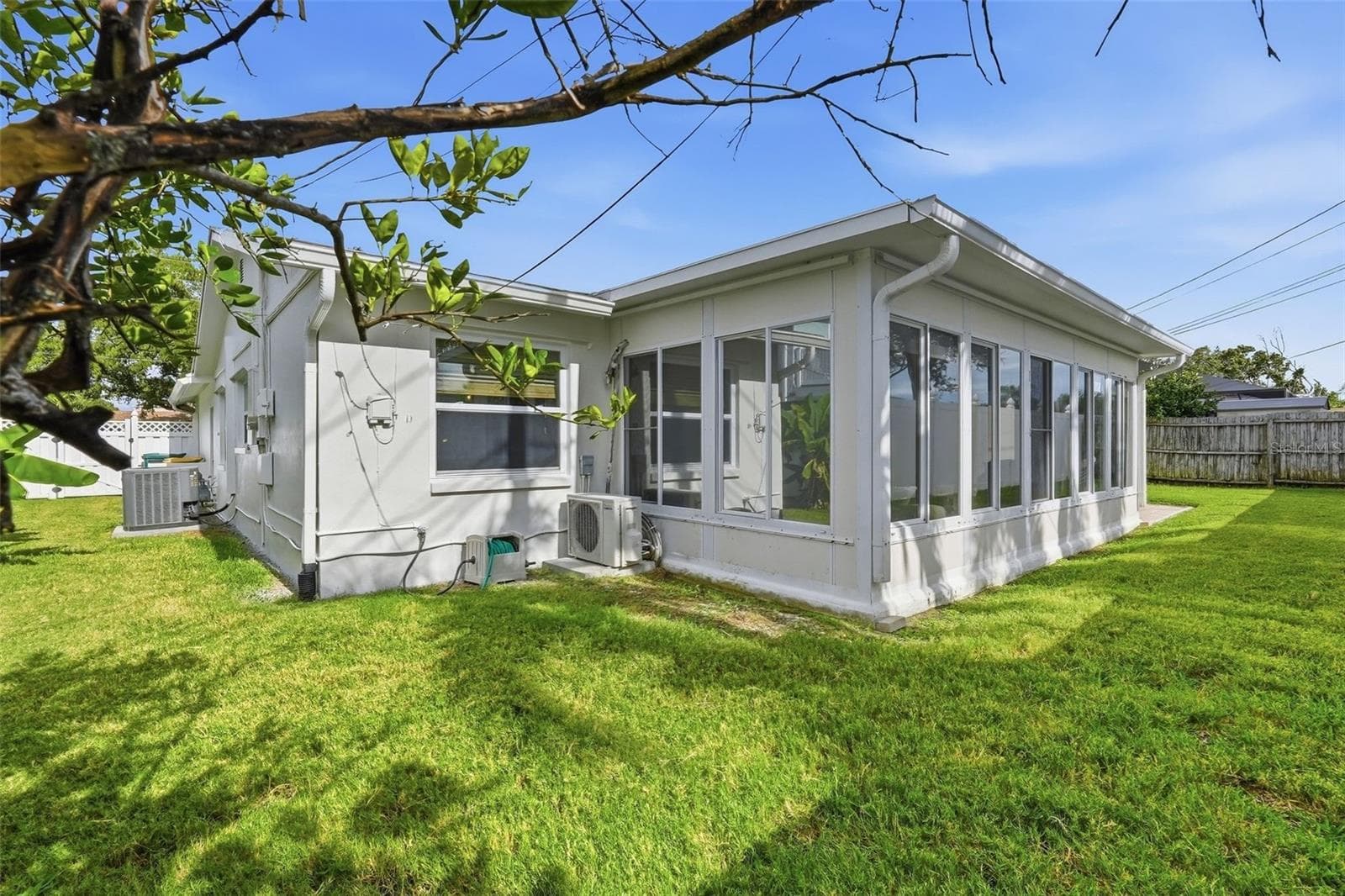 Single Family Residence at 5860 BAYSHORE DR, SEMINOLE, photo 24 of 26