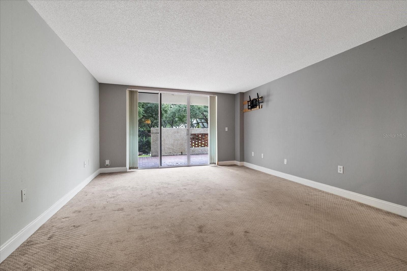 Living Room - 2699 SEVILLE BLVD #105, CLEARWATER