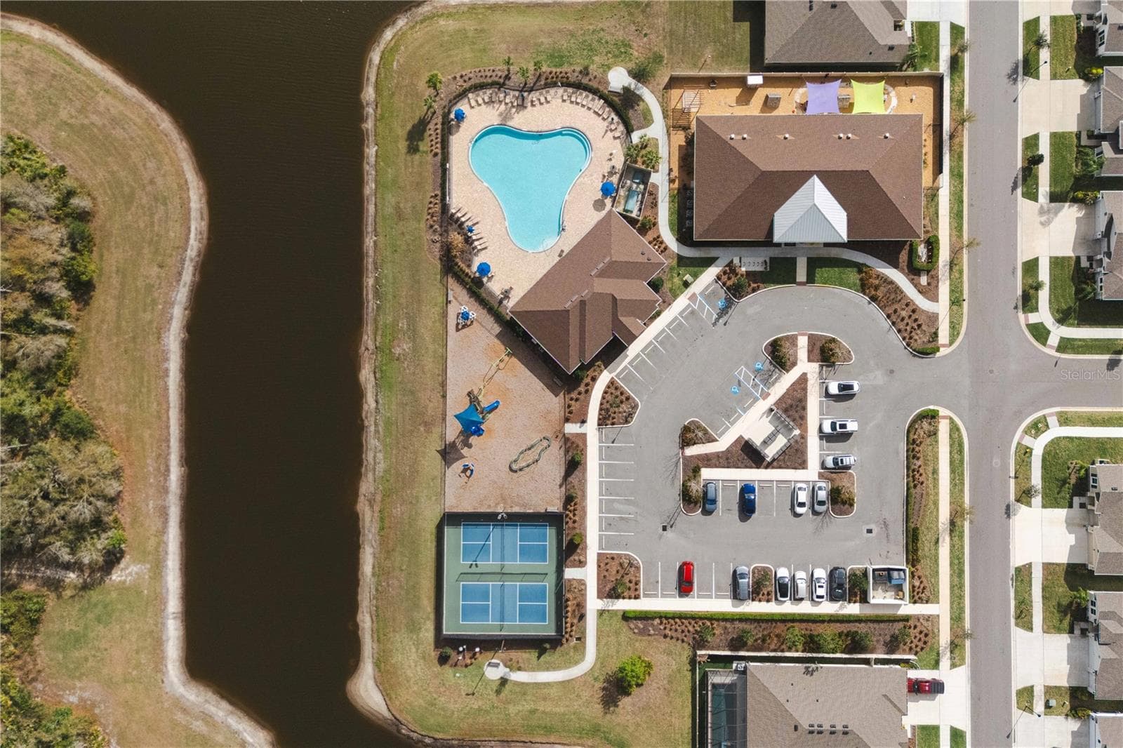 Single Family Residence at 13166 BROOKSIDE MOSS DR, RIVERVIEW, photo 46 of 56