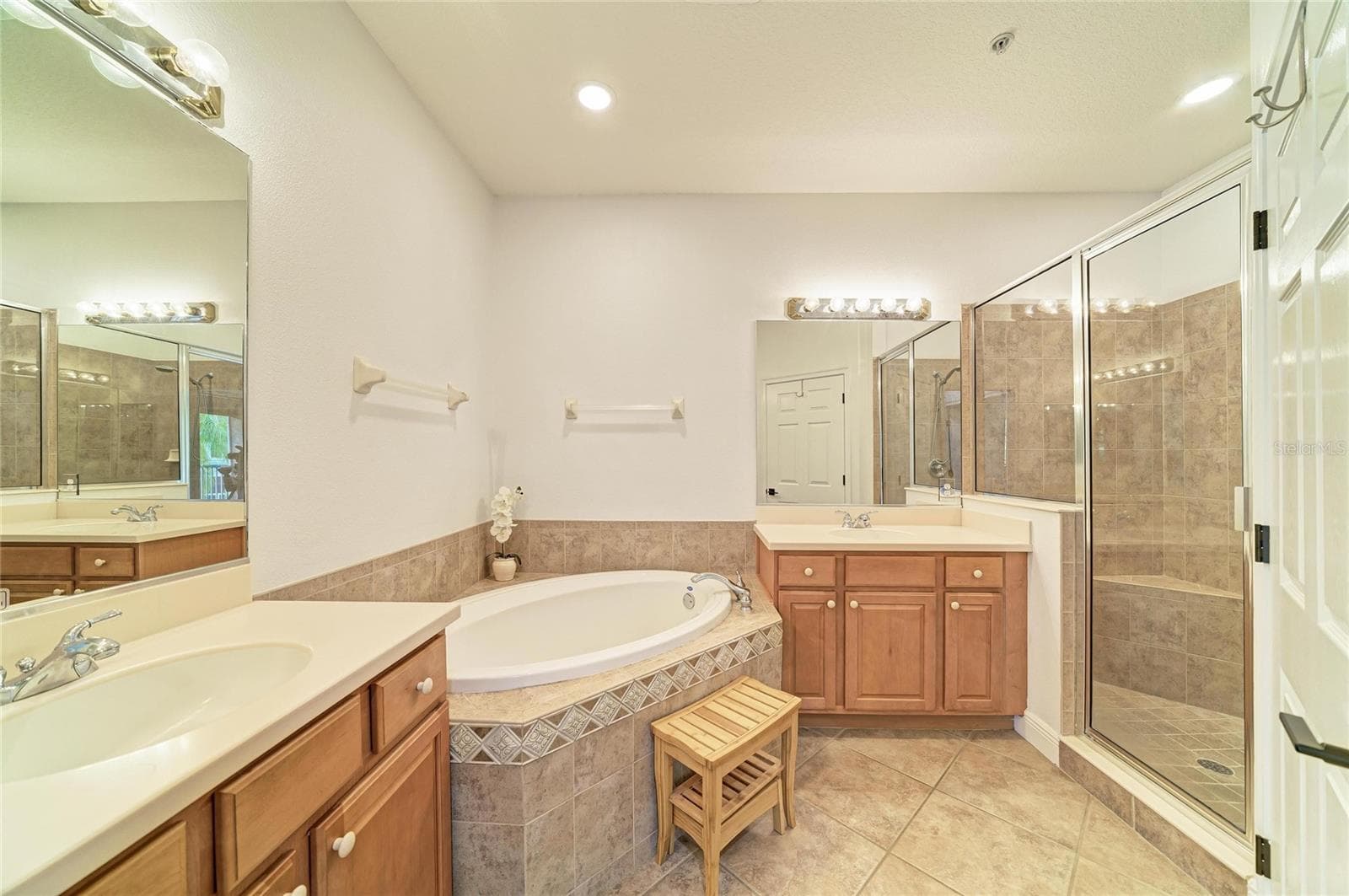 Primary Bath - 6556 MOORINGS POINT CIR #202, LAKEWOOD RANCH