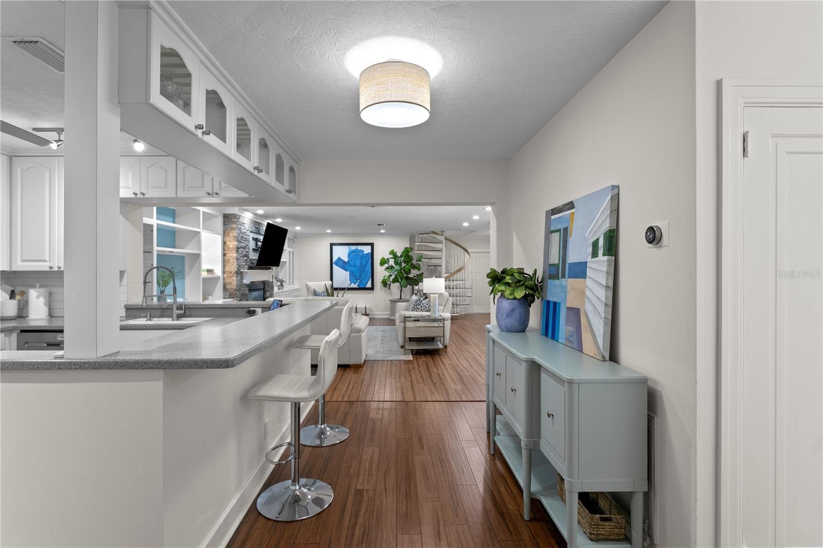 Single Family Residence at 416 19TH AVE NE, ST PETERSBURG, photo 6 of 38
