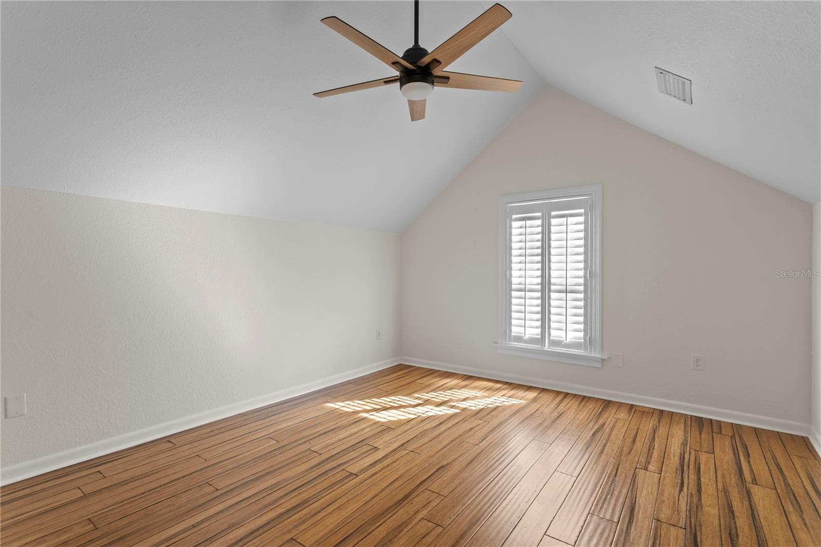 Single Family Residence at 416 19TH AVE NE, ST PETERSBURG, photo 33 of 38
