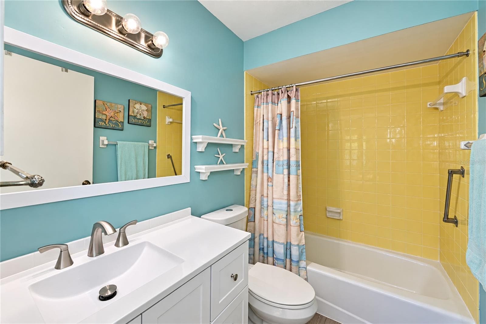Condominium at 9416 CONCORD CIR, BRADENTON, photo 22 of 71