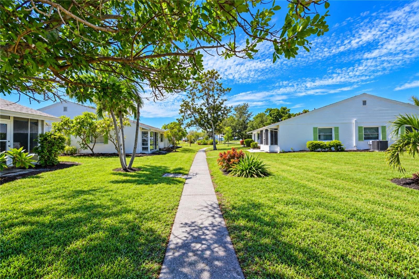 Condominium at 9416 CONCORD CIR, BRADENTON, photo 28 of 71