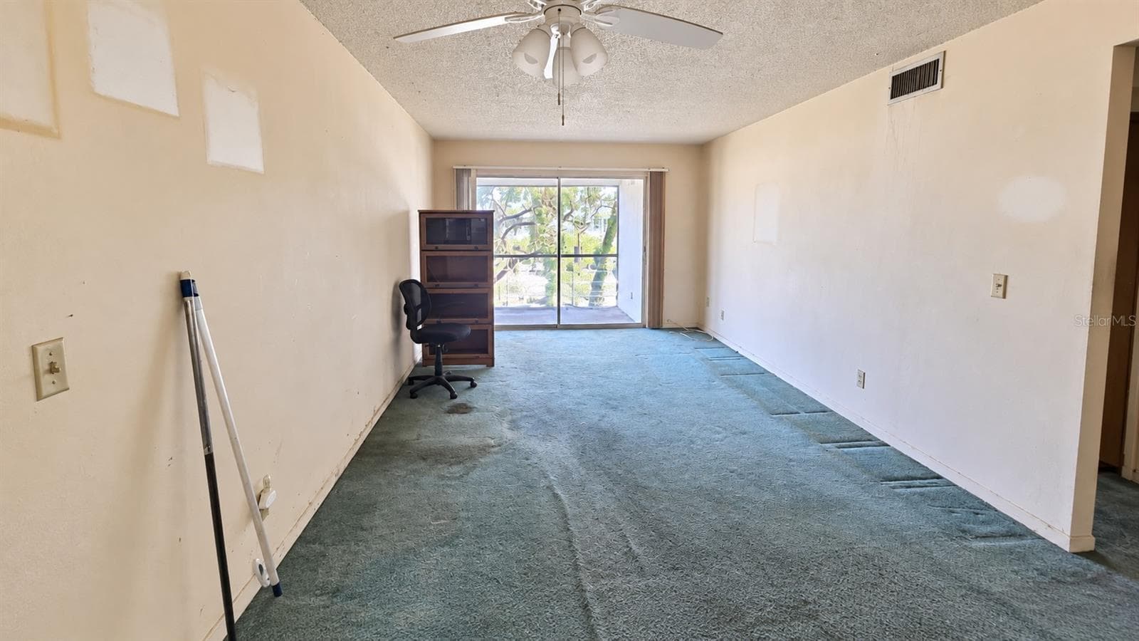 Condominium at 2750 E BAY DR #14C, LARGO, photo 6 of 11