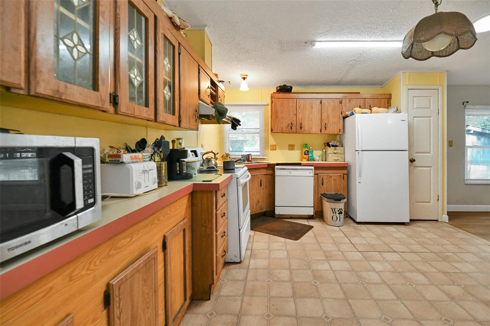 Manufactured Home at 18620 NE 12TH CT, CITRA, photo 16 of 74