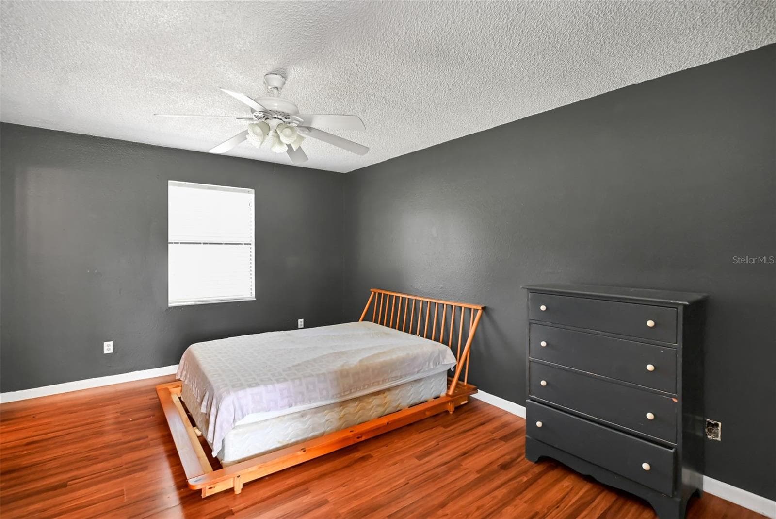 A-bedroom - 18620 NE 12TH CT, CITRA