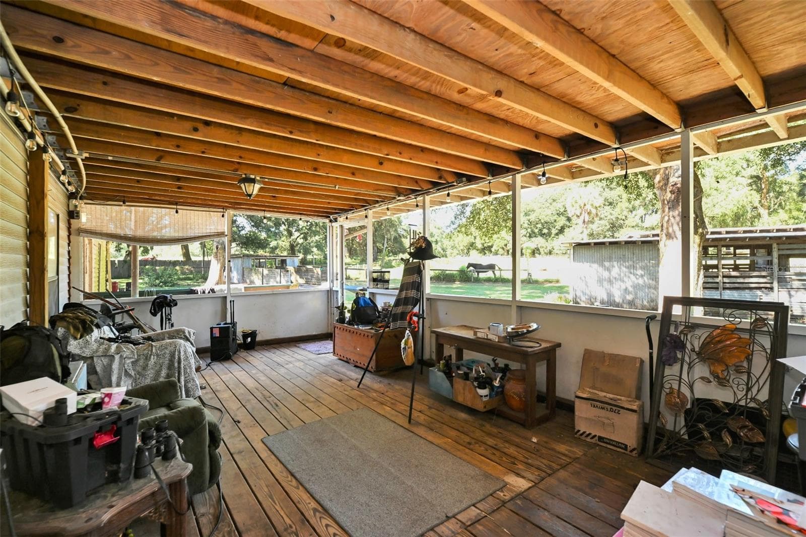 back porch - 18620 NE 12TH CT, CITRA