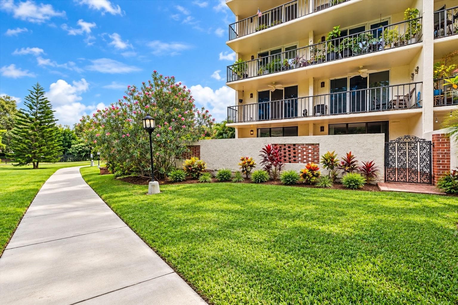 Walkway to your New Home! - 2699 SEVILLE BLVD #105, CLEARWATER
