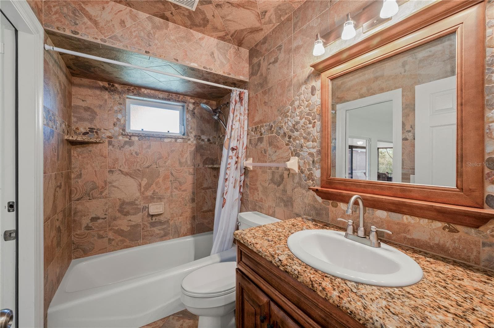 Single Family Residence at 2508 TROPICAIRE BLVD, NORTH PORT, photo 26 of 57