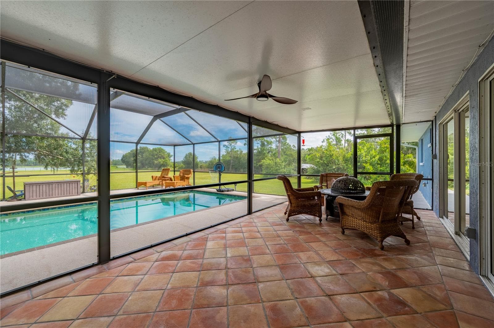 Single Family Residence at 2508 TROPICAIRE BLVD, NORTH PORT, photo 28 of 57