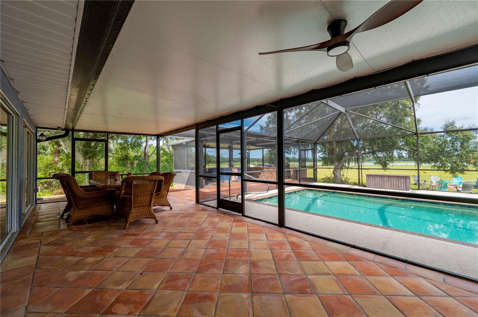 Single Family Residence at 2508 TROPICAIRE BLVD, NORTH PORT, photo 29 of 57