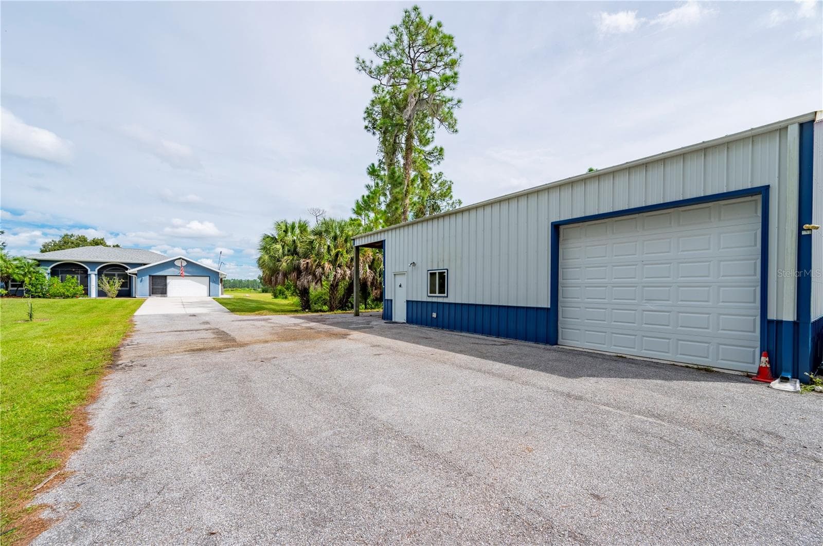 Single Family Residence at 2508 TROPICAIRE BLVD, NORTH PORT, photo 47 of 57