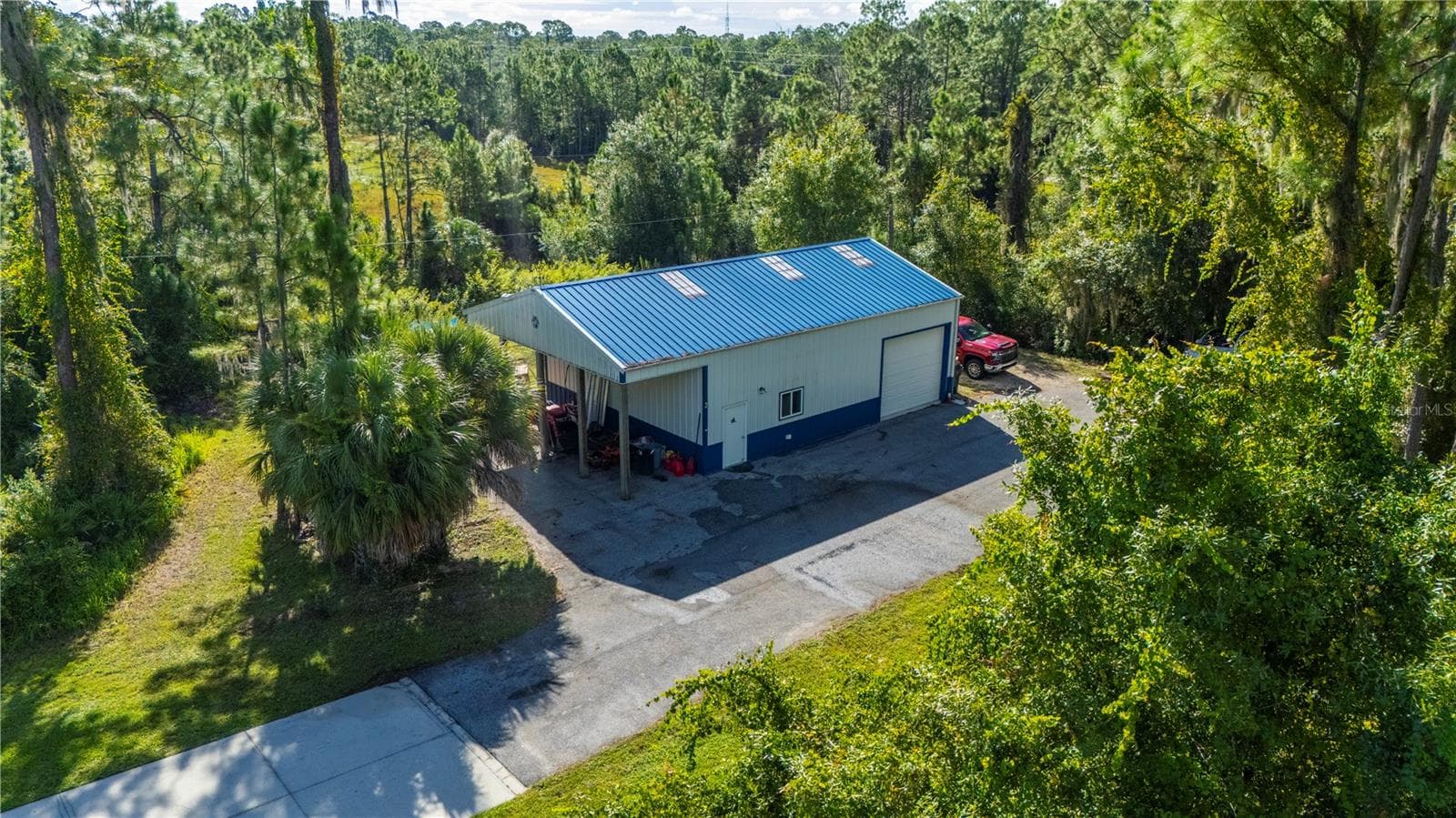 Single Family Residence at 2508 TROPICAIRE BLVD, NORTH PORT, photo 55 of 57
