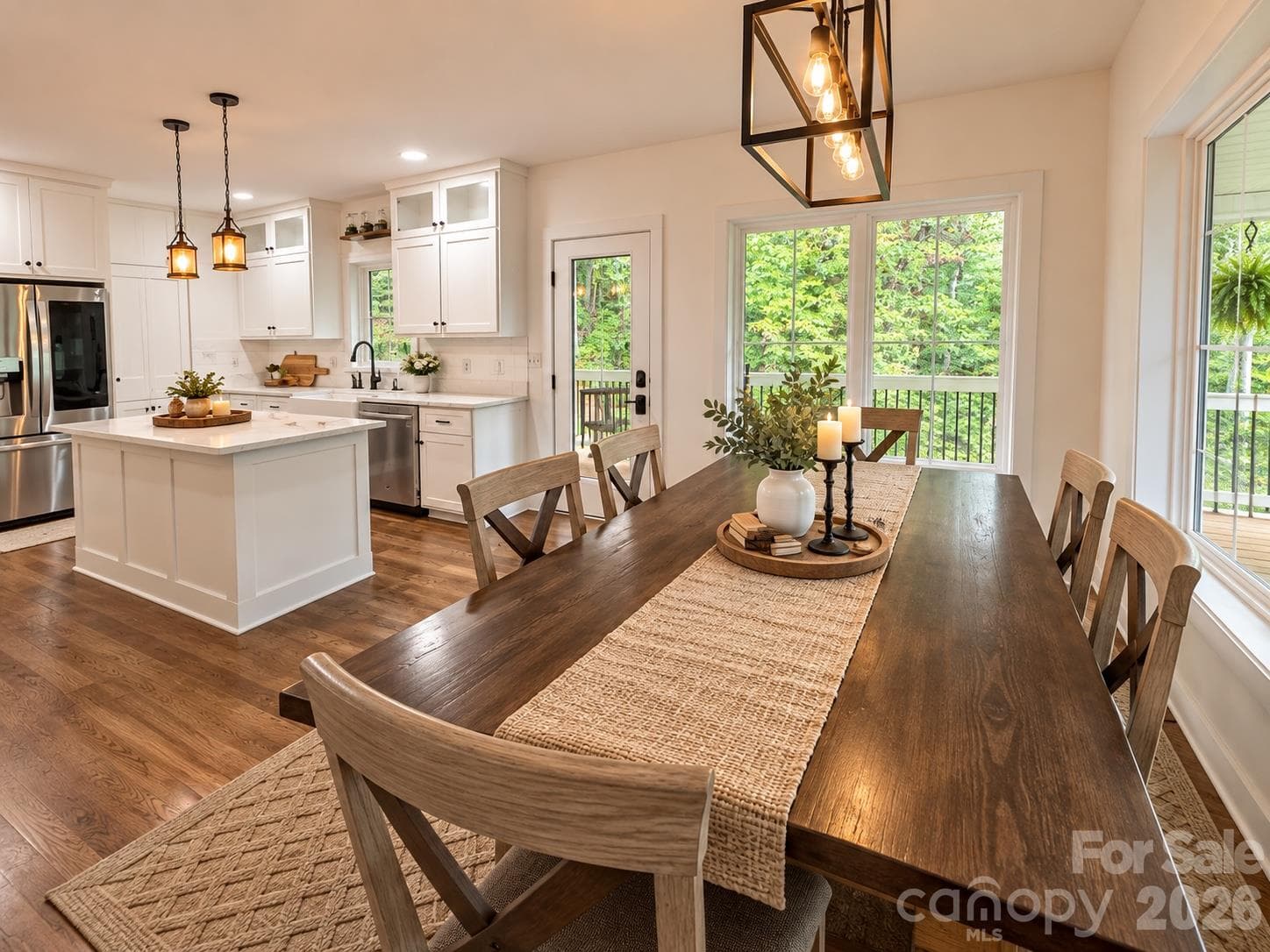 Dining area - 651 Cemetery Road, Nebo