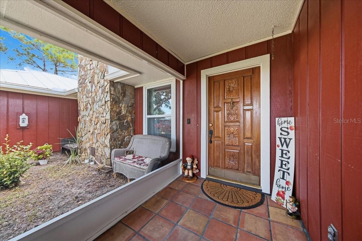 Single Family Residence at 301 COLUMBUS ST, SEBASTIAN, photo 3 of 29