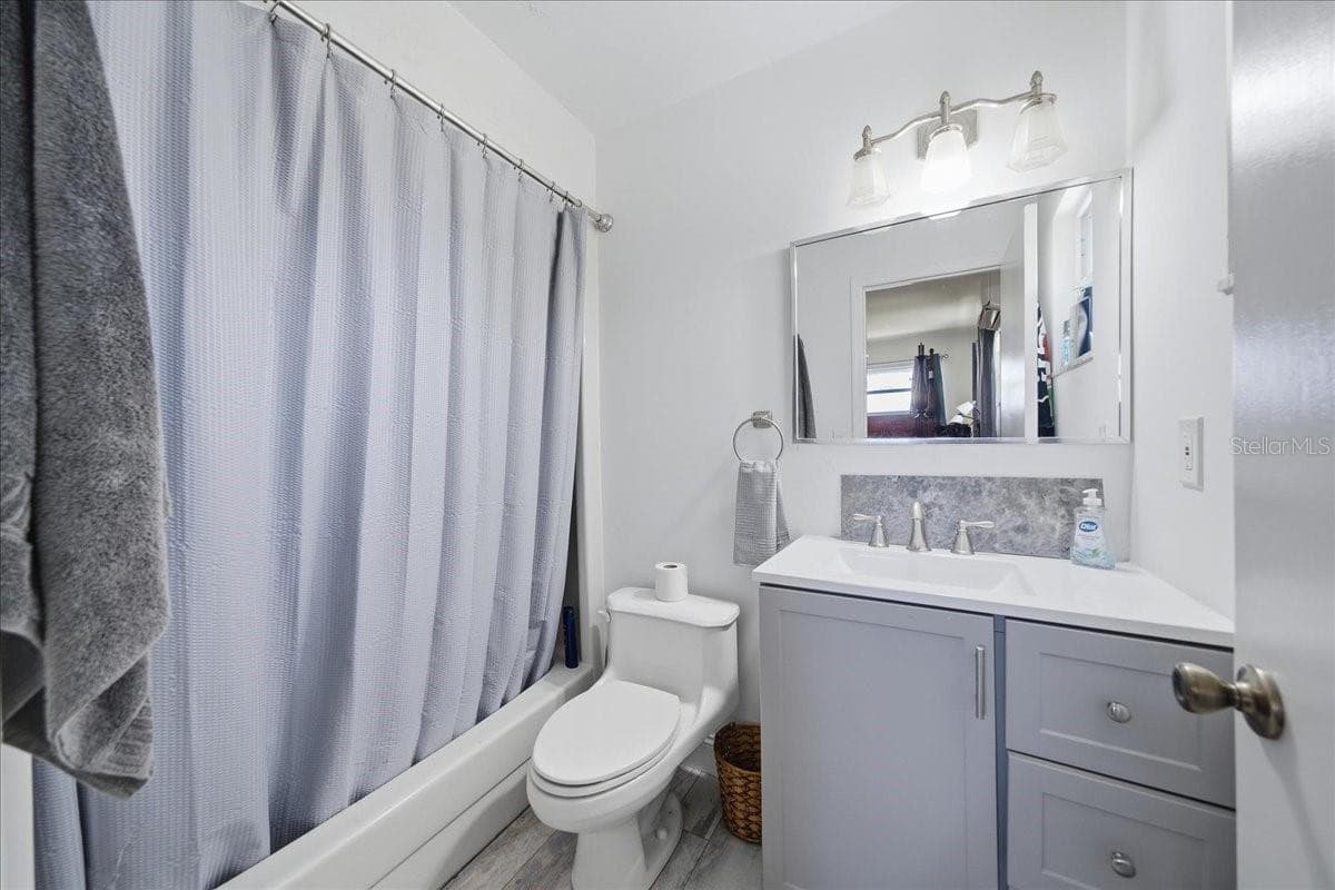 Single Family Residence at 301 COLUMBUS ST, SEBASTIAN, photo 13 of 29