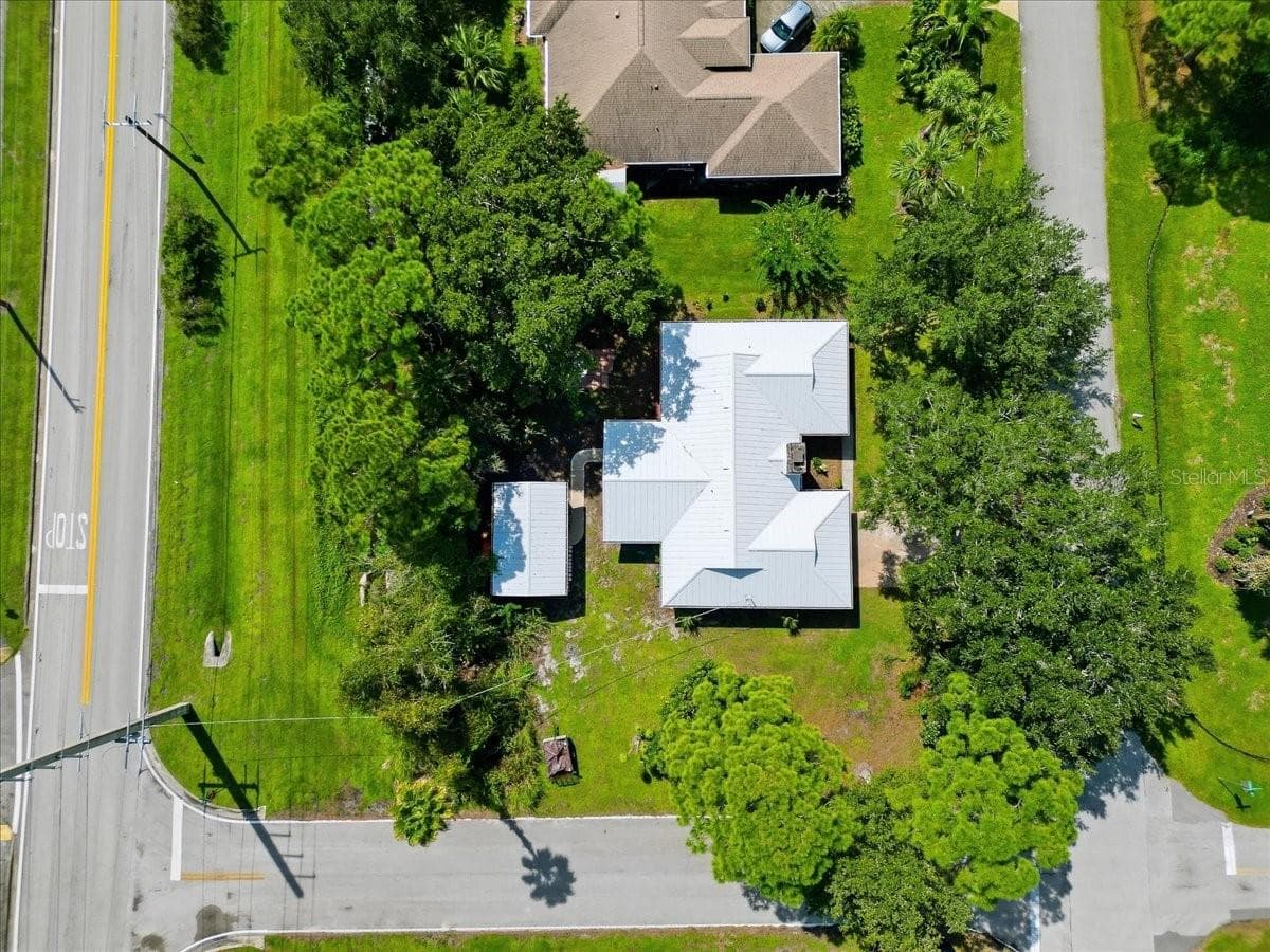 Single Family Residence at 301 COLUMBUS ST, SEBASTIAN, photo 28 of 29