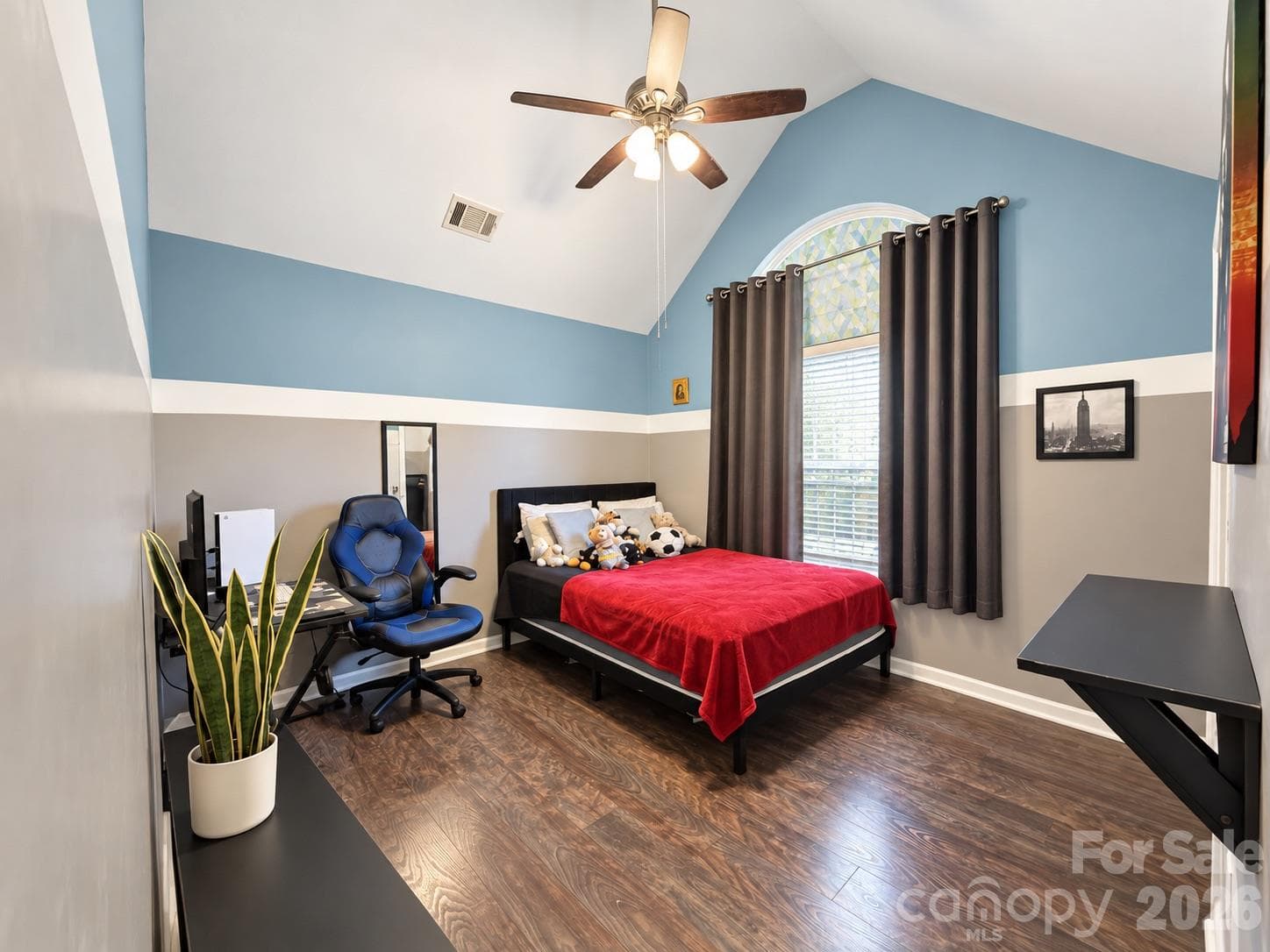 Single Family Residence at 120 Copes Court, Rock Hill, photo 14 of 23