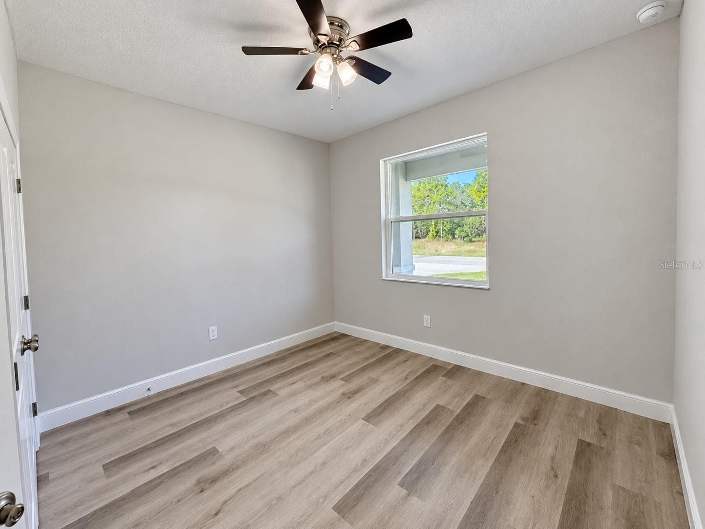 Guestroom 2 model - 21521 SW MARINE BLVD, DUNNELLON