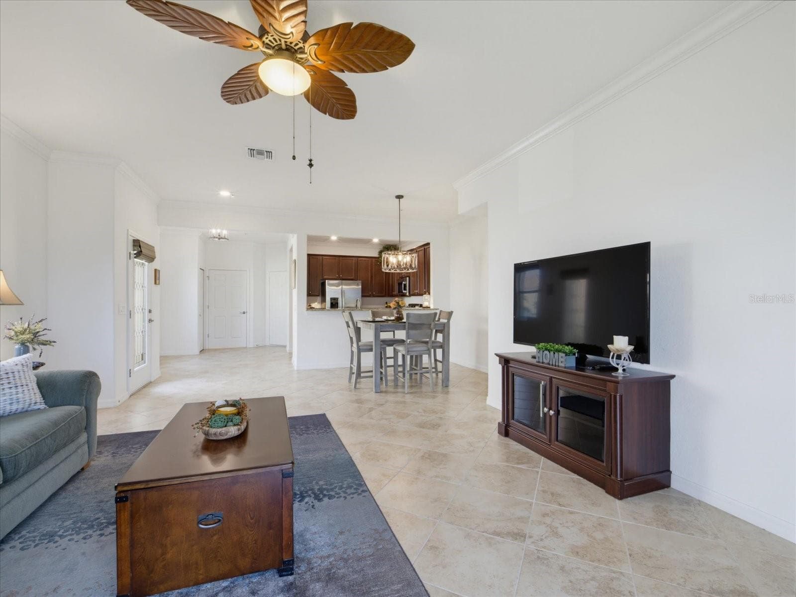 Townhouse at 20429 LAGENTE CIR, VENICE, photo 11 of 48