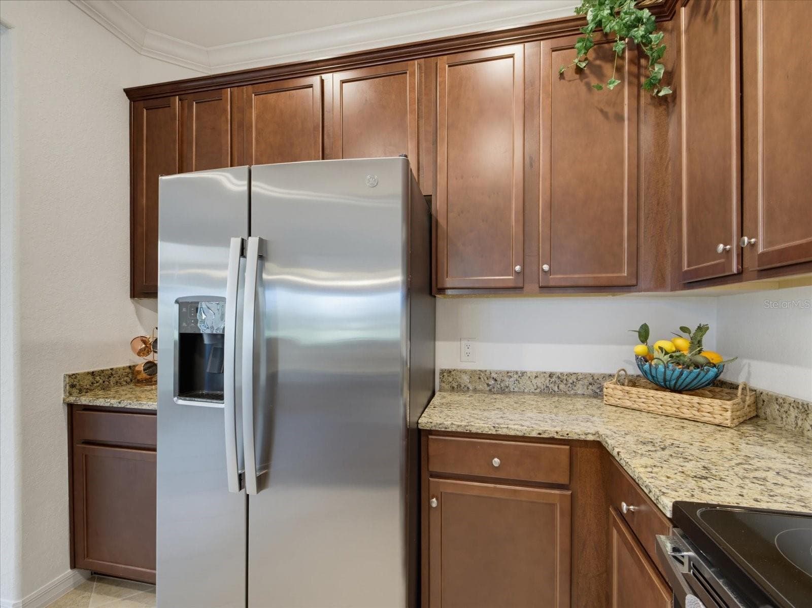 Kitchen - 20429 LAGENTE CIR, VENICE