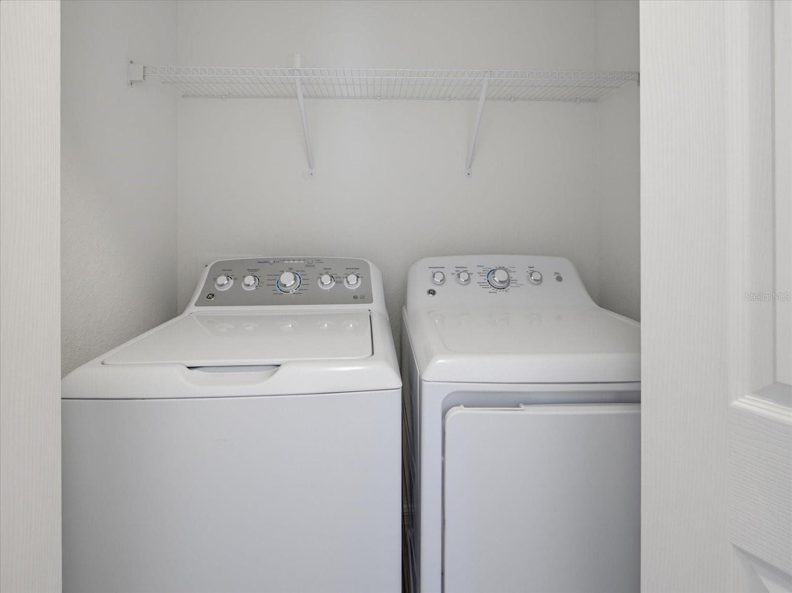 Upstairs laundry - 20429 LAGENTE CIR, VENICE
