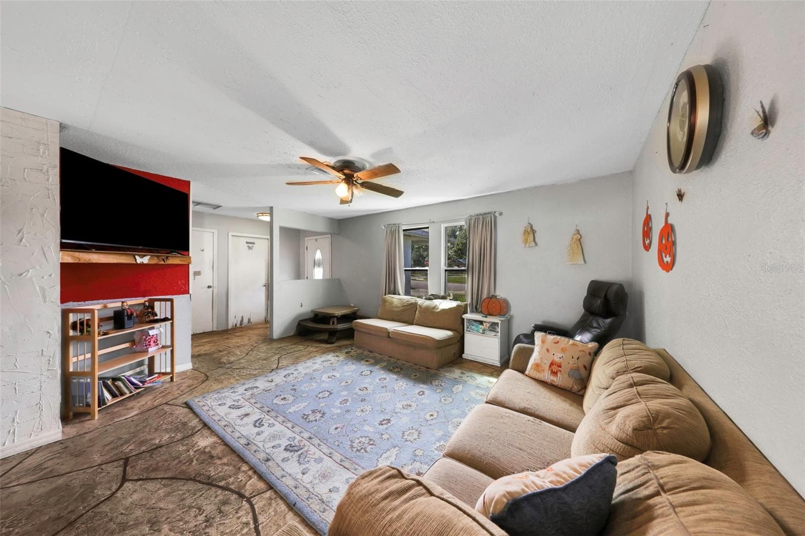Single Family Residence at 12023 MAHOGANY DR, HUDSON, photo 4 of 20