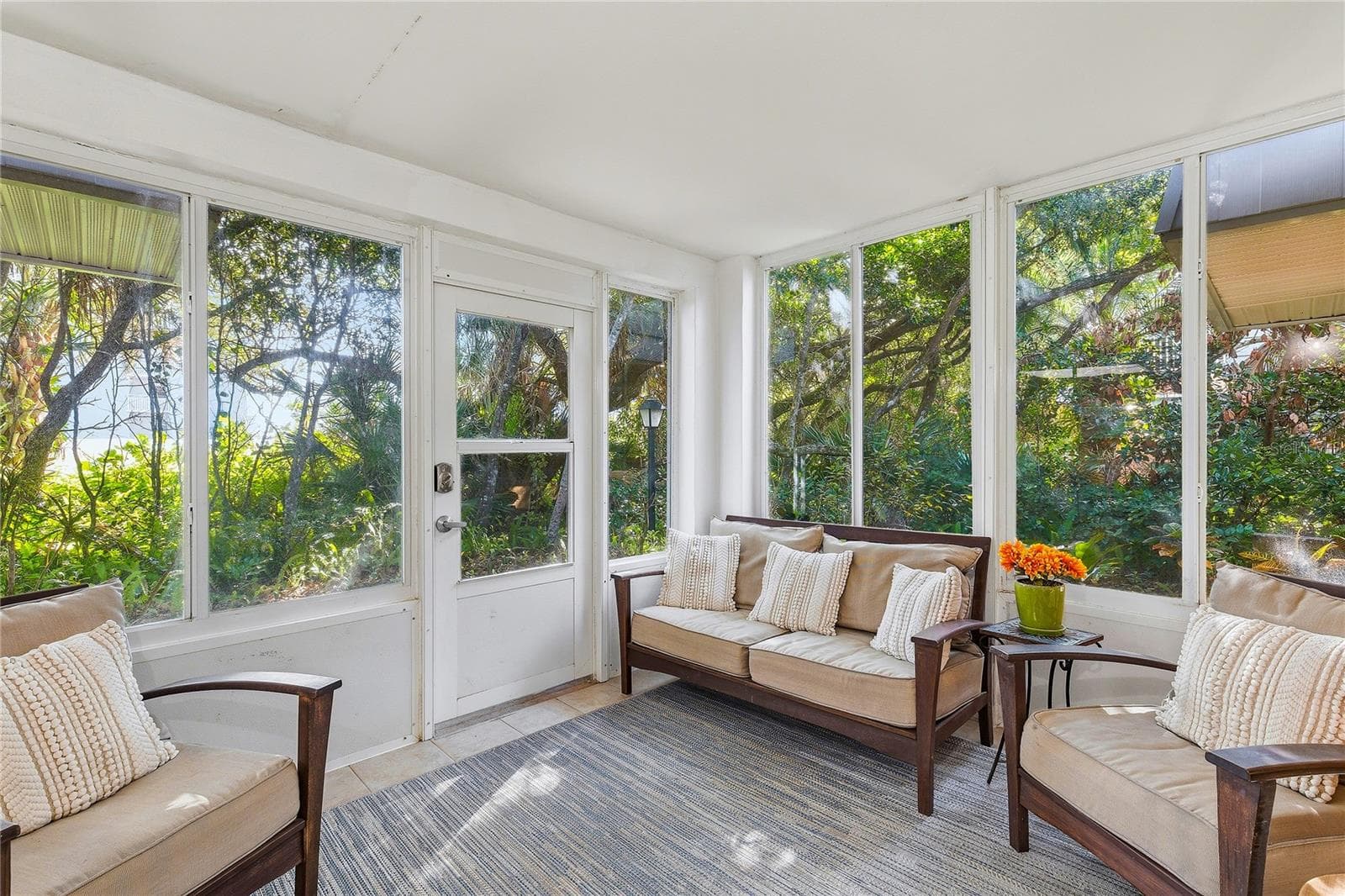 Enclosed sunroom - 4150 S ATLANTIC AVE #110D, NEW SMYRNA BEACH