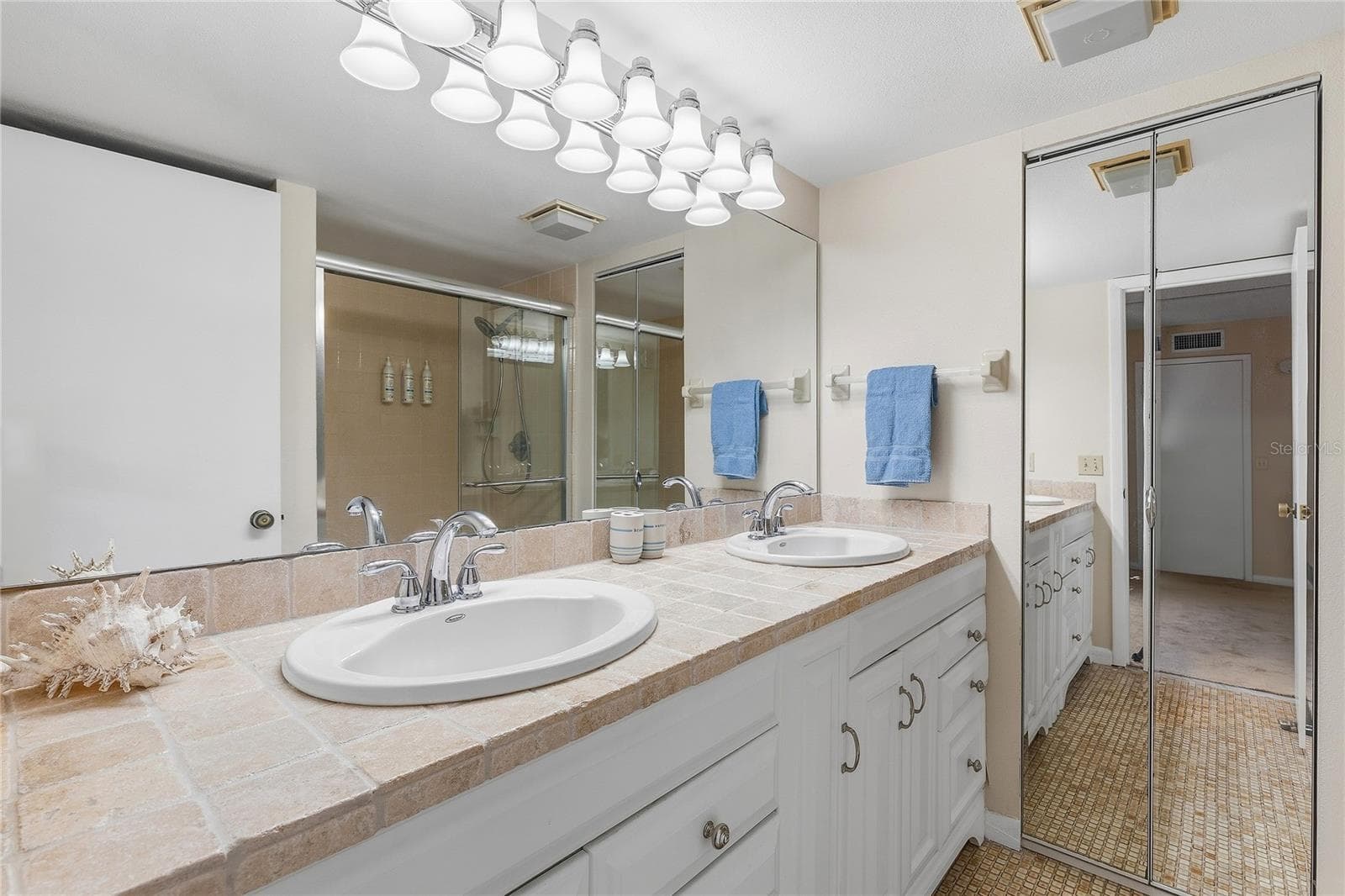 Primary Bath with dual sinks - 4150 S ATLANTIC AVE #110D, NEW SMYRNA BEACH