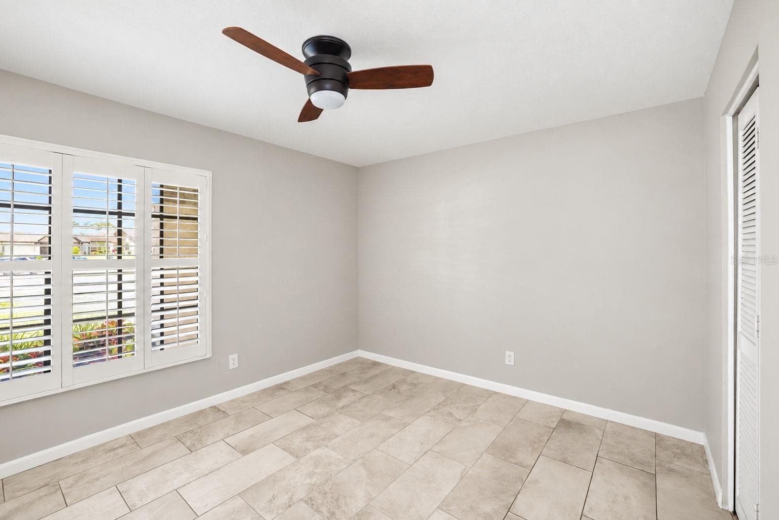Villa at 913 SUTTON PL, PALM HARBOR, photo 25 of 71
