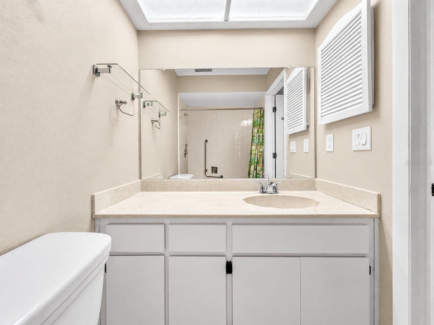 Villa at 913 SUTTON PL, PALM HARBOR, photo 30 of 71