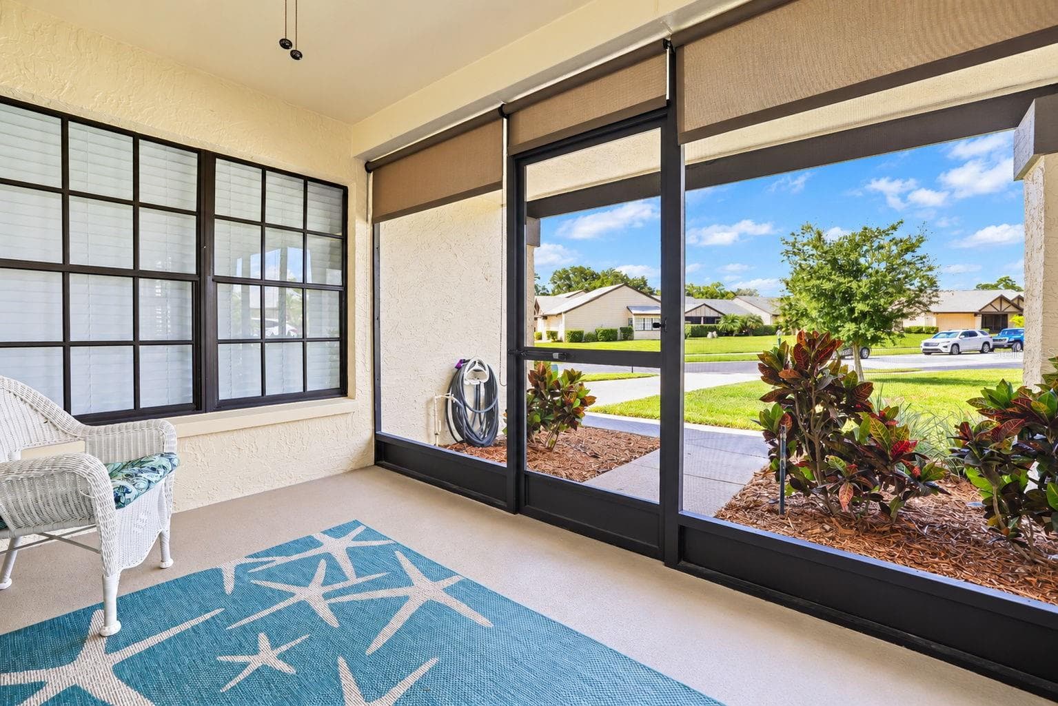 Villa at 913 SUTTON PL, PALM HARBOR, photo 34 of 71