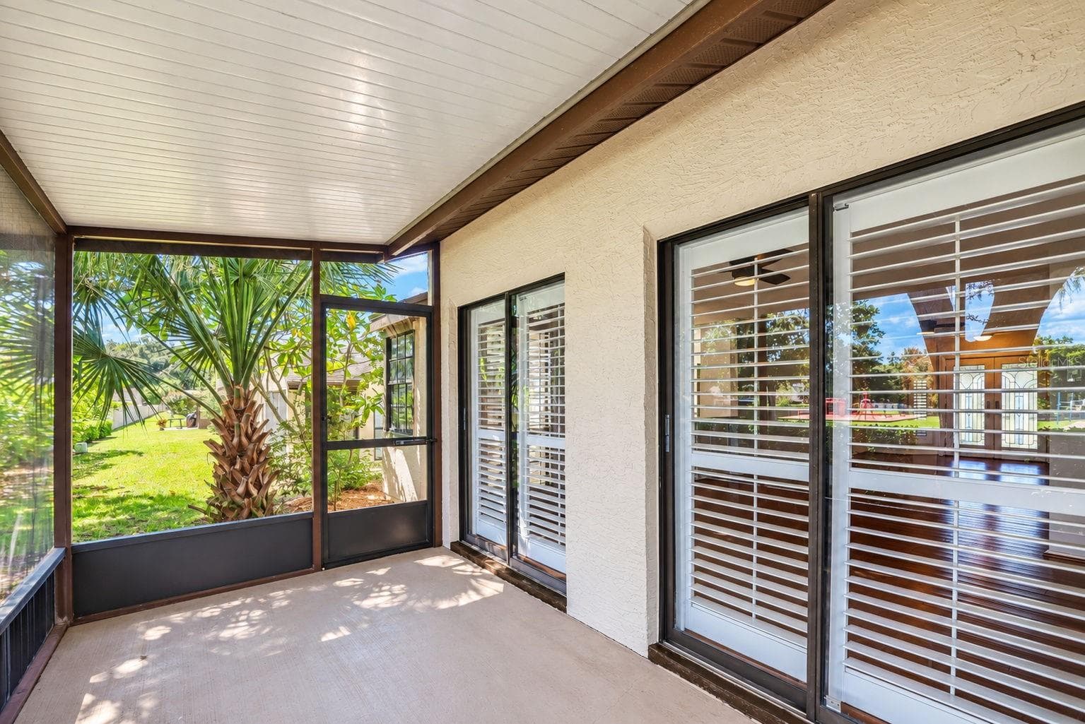 Villa at 913 SUTTON PL, PALM HARBOR, photo 36 of 71