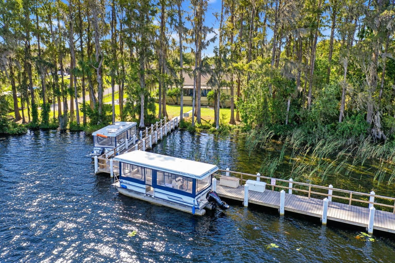 Villa at 913 SUTTON PL, PALM HARBOR, photo 49 of 71