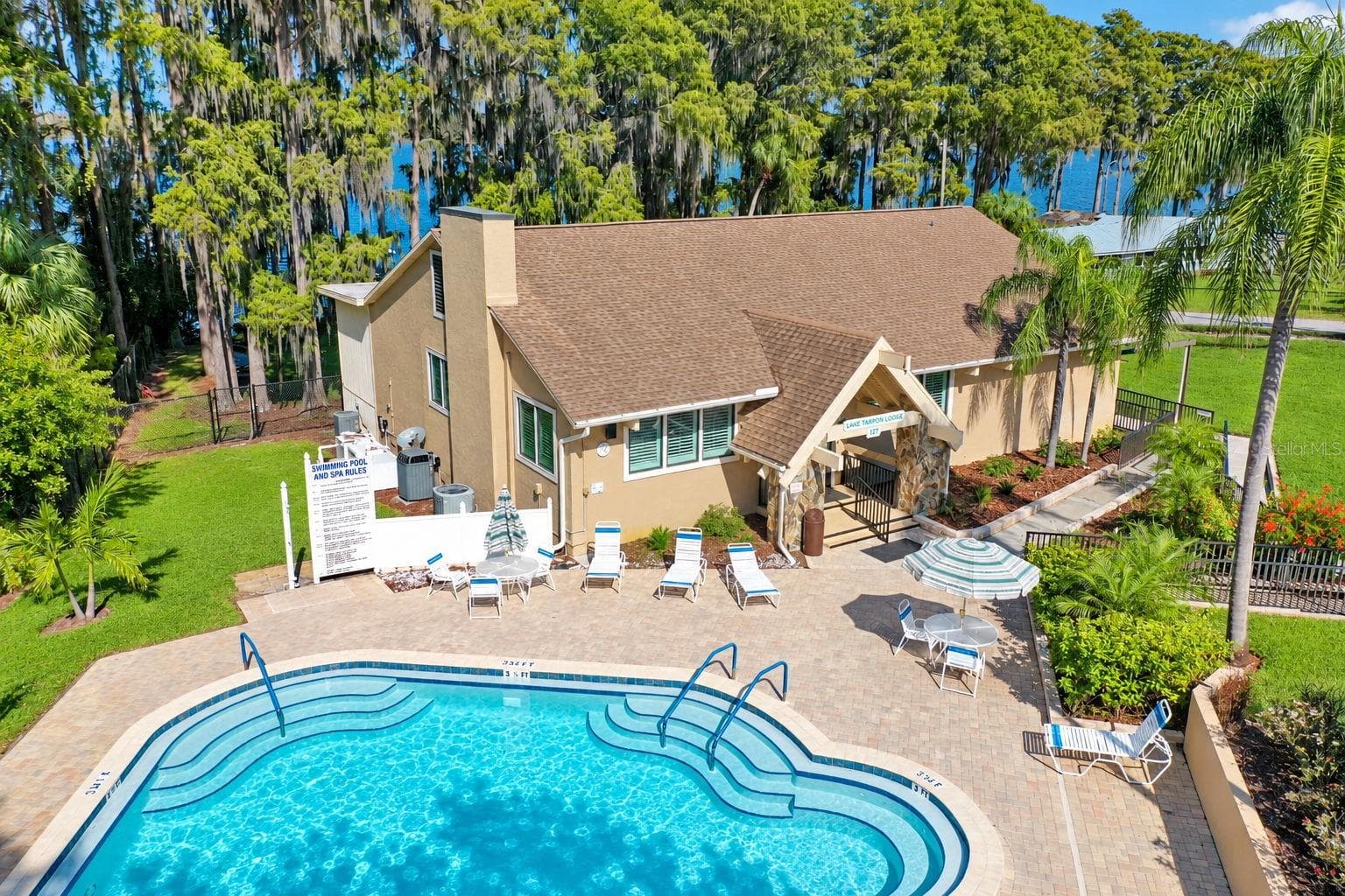 Villa at 913 SUTTON PL, PALM HARBOR, photo 58 of 71