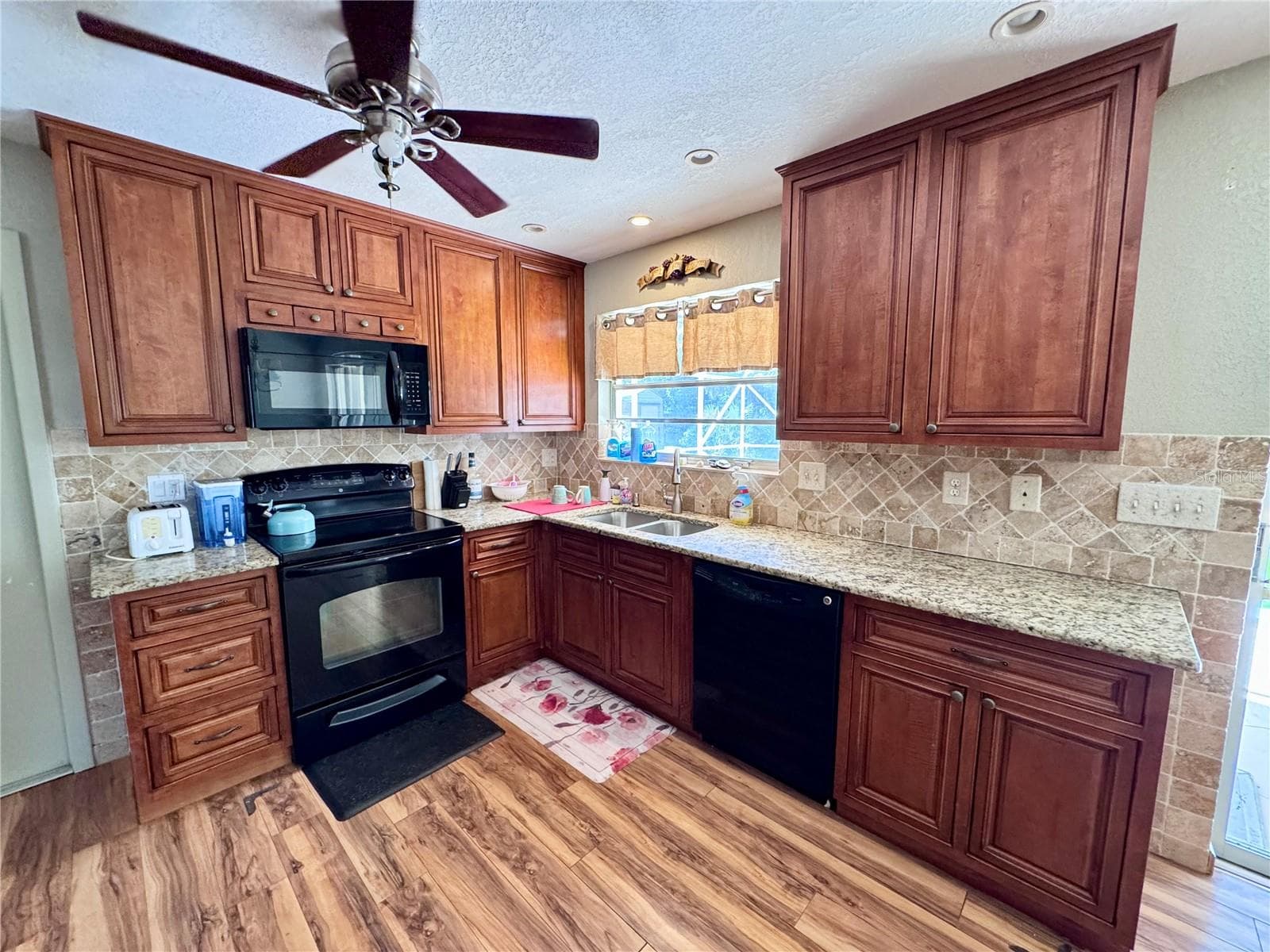 Single Family Residence at 22215 ONEIDA AVE, PORT CHARLOTTE, photo 22 of 64