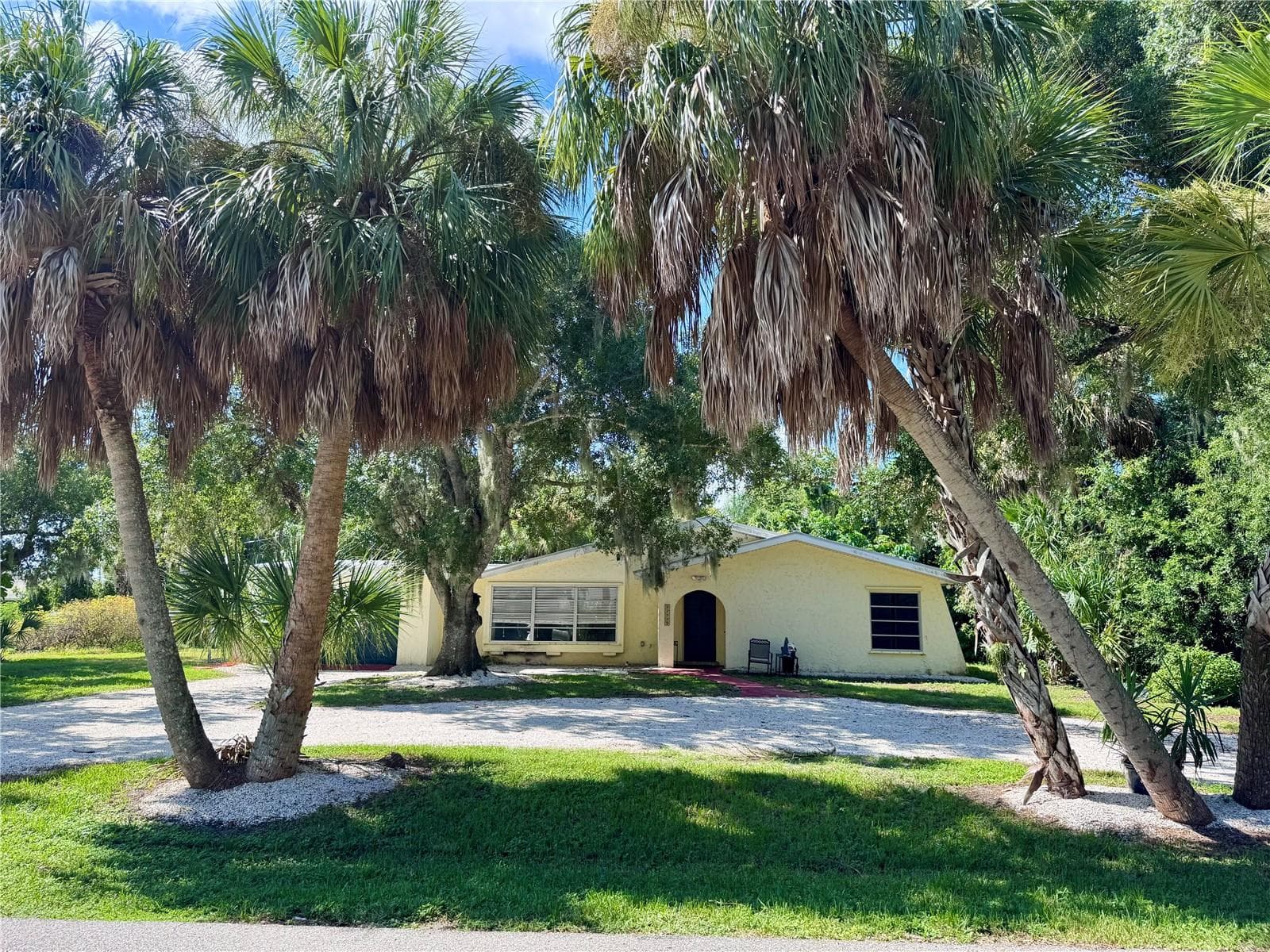 View from road - 22215 ONEIDA AVE, PORT CHARLOTTE