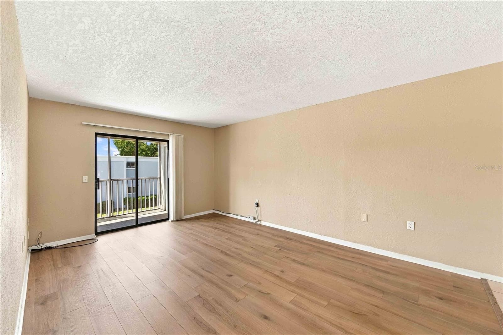 Condominium at 5310 26TH ST W #504, BRADENTON, photo 4 of 33